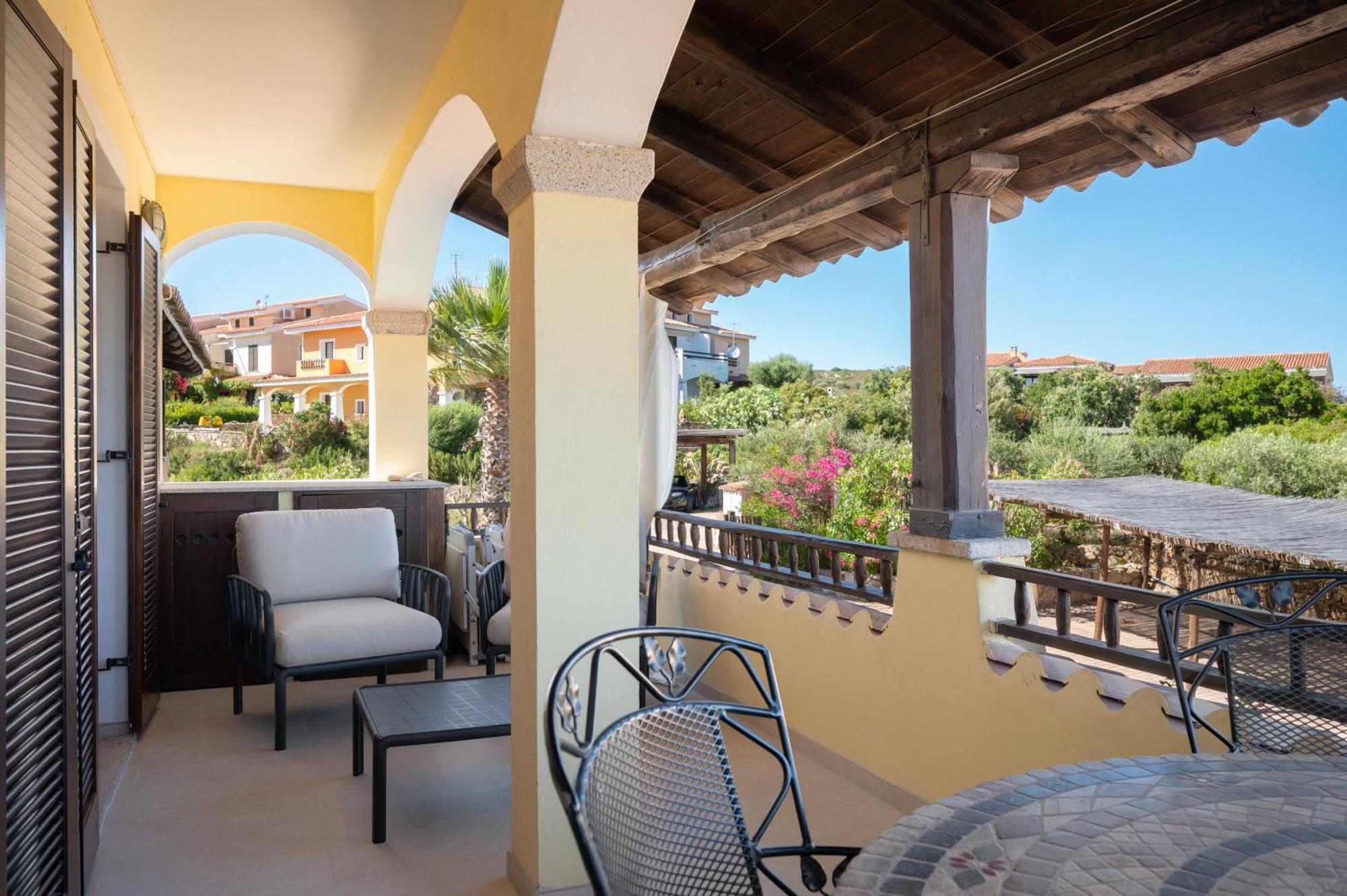 Spiaggia Bianca Pedra Rosa - Your House In Sardinia Гольфо-Аранчи Номер фото